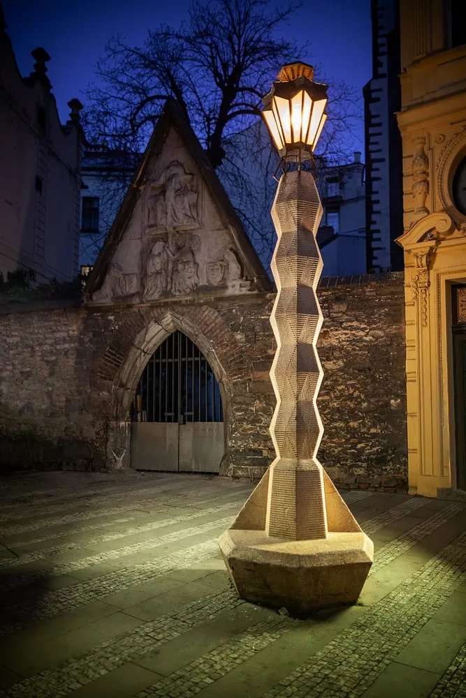 Kubistická lampa