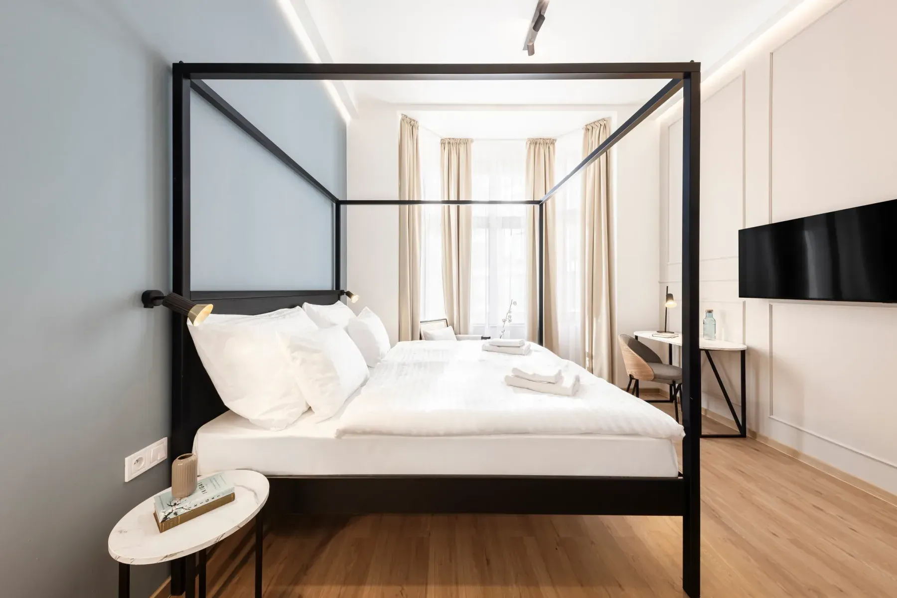 Superior Double Room — Youngmann House