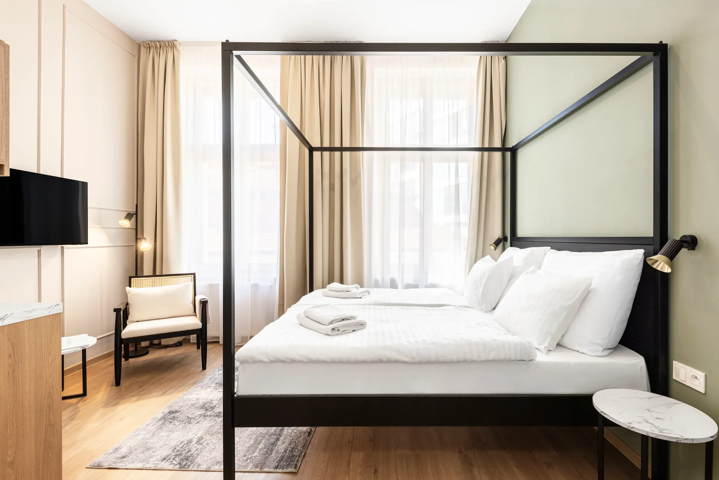 Superior Double Room with Kitchenette — Youngmann House